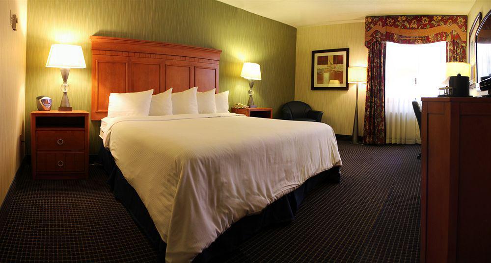 The Kensington Hotel Ann Arbor Extérieur photo
